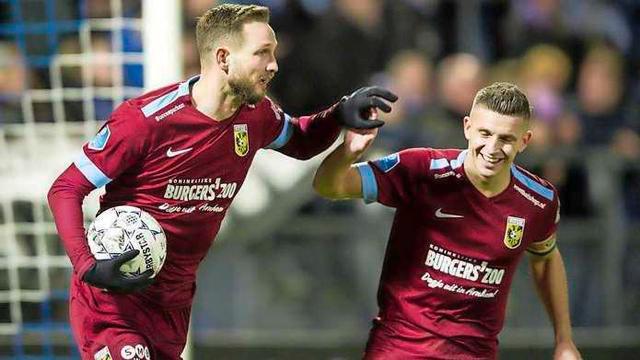 秀的青年球 秀的青年球