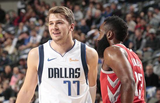 魔在中场人 魔在中场人