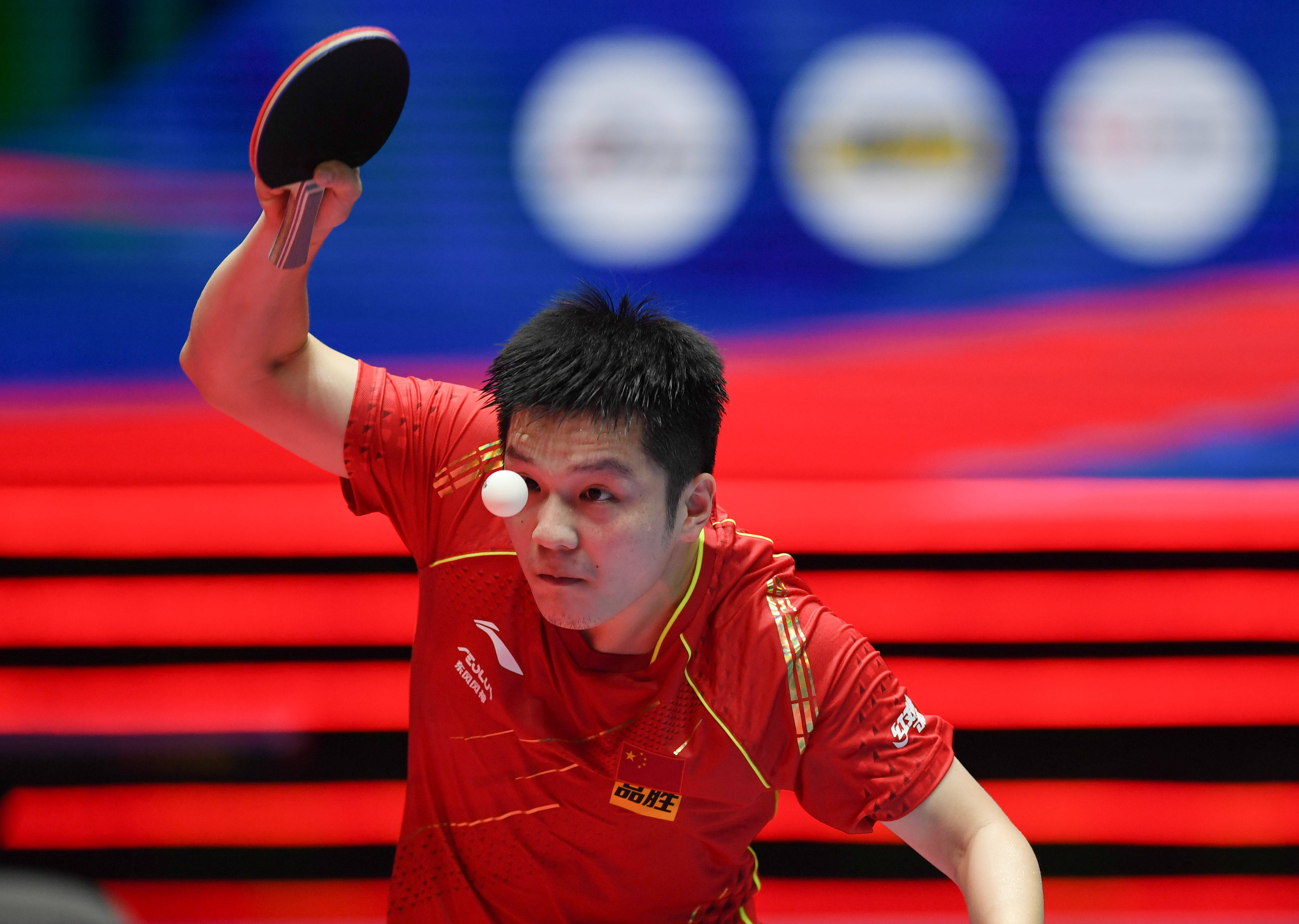 体育高诗岩 体育高诗岩